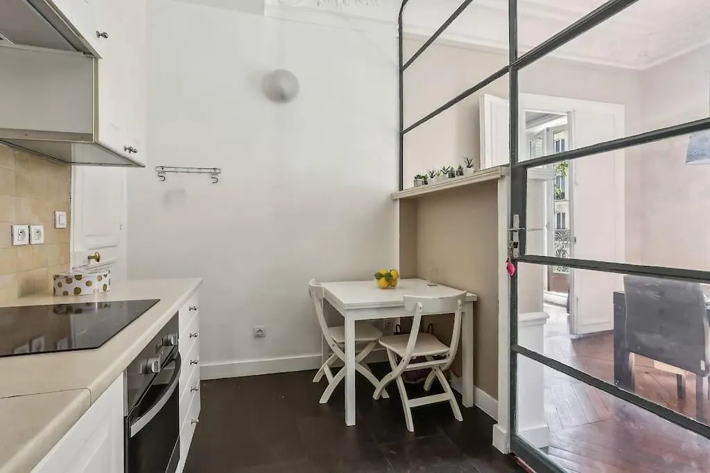 Elegant Appartement Parisien Paris